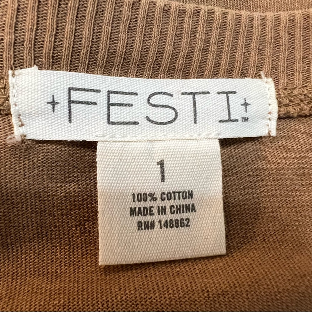 Festi Tobacco Brown Graphic T-Shirt with Rose Design. Size 1. NWT. - Picture 11 of 13